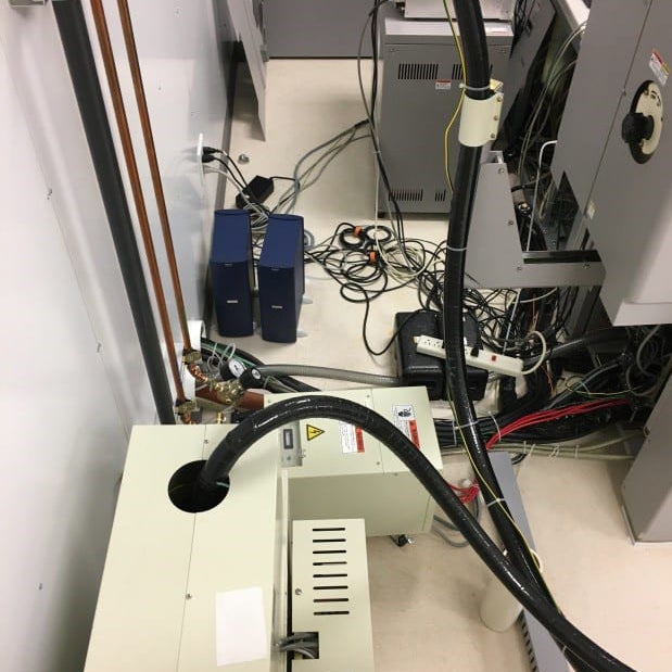 Hitachi HD 2000 STEM (Scanning Transmission Electron Microscope)