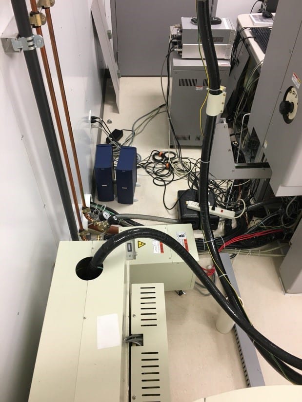Hitachi HD 2000 STEM (Scanning Transmission Electron Microscope)