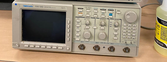 Tektronix TDS 540 Digital Oscilloscope