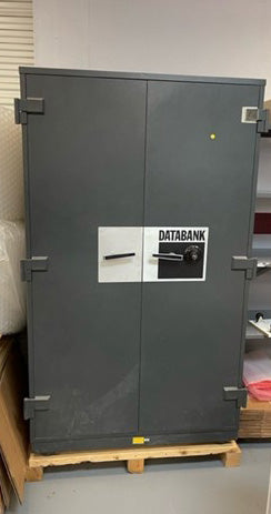 Thermotron SE 300 2 2 Environmental Chamber