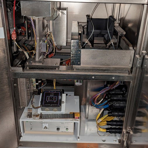 Ontrak DSS 200 Post CMP Scrubber (Chemical Mechanical Polisher)