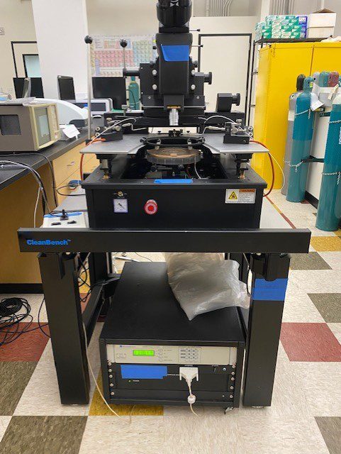 Micromanipulator P 200 L FS 8 211 R Probe Station