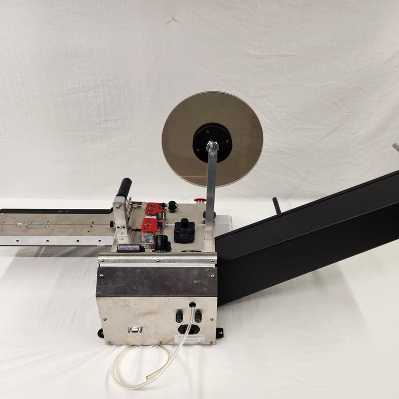 Q Corporation QMT 1100 M Tape & Reel