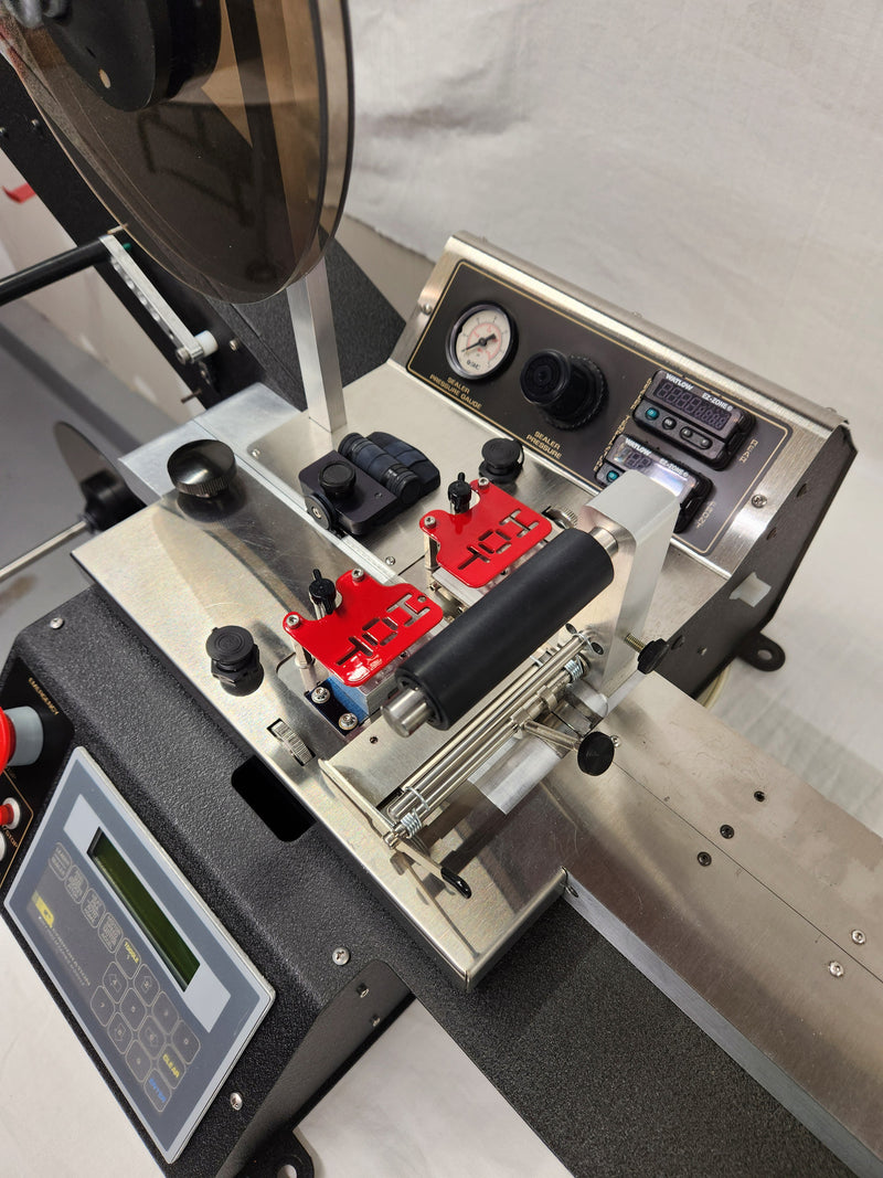 Q Corporation QMT 1100 M Tape & Reel