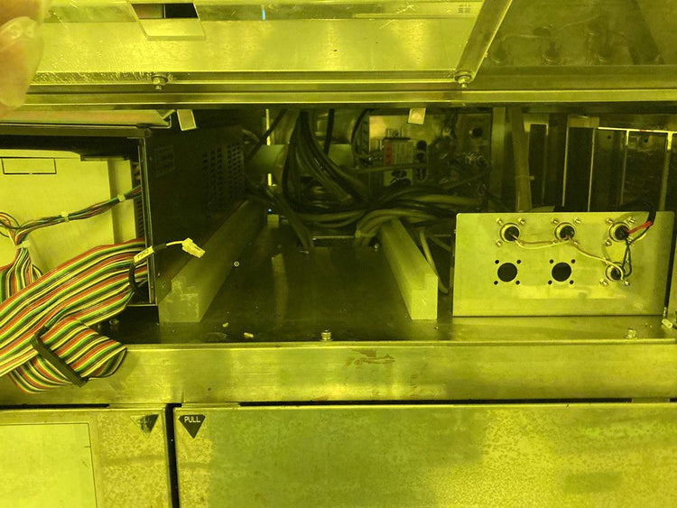 SCREEN / DNS SCW 80 A Wafer Scrubber