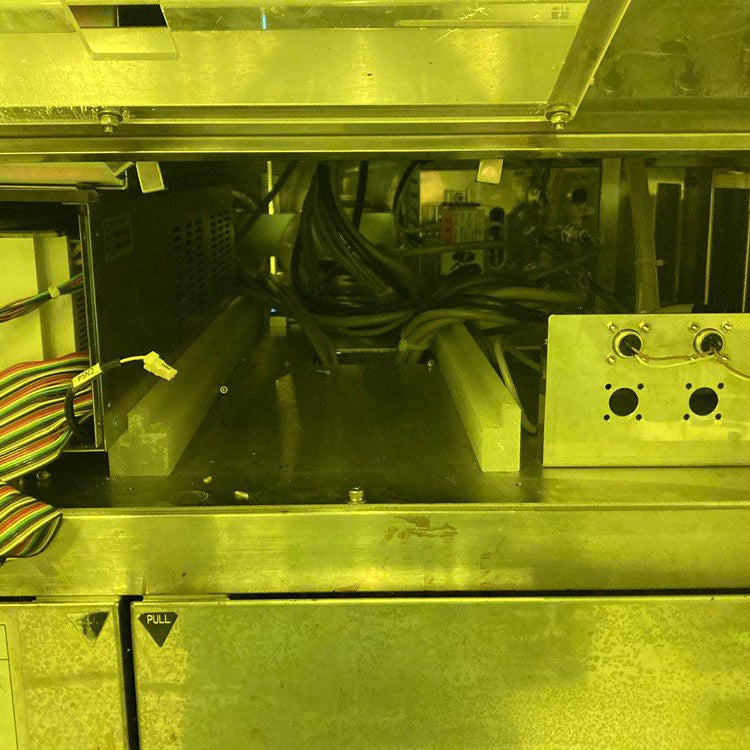 SCREEN / DNS SCW 80 A Wafer Scrubber