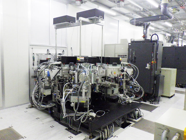 Applied Materials Endura 5500 PVD (Physical Vapor Deposition)