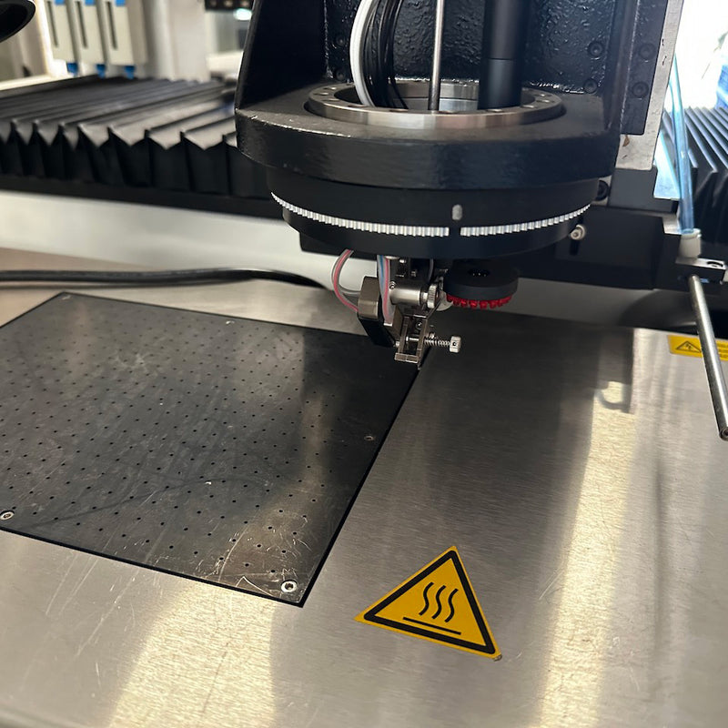 Hesse & Knipps (H&K) Bondjet BJ 815 Wire Bonder