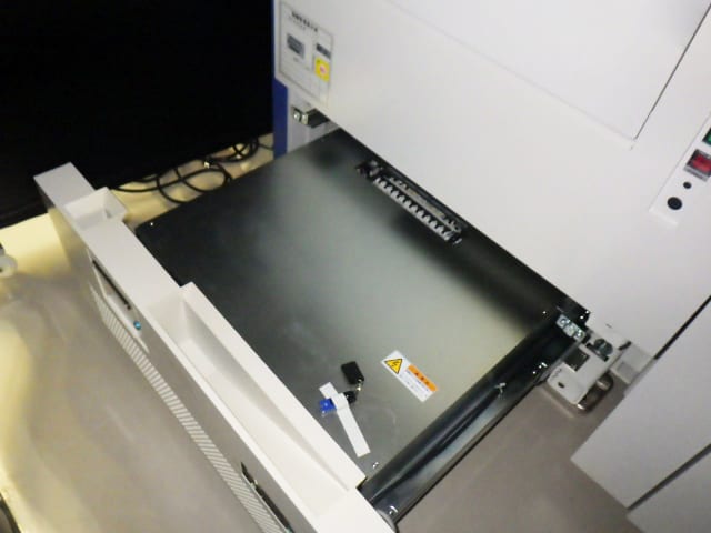 Accretech / TSK UF 3000 EX-e Prober