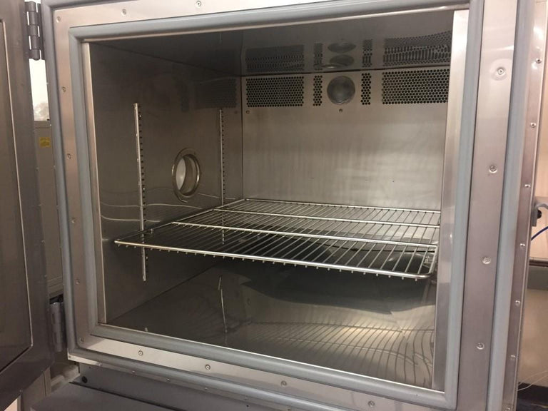 Test Equity 3007 C Temperature Chamber