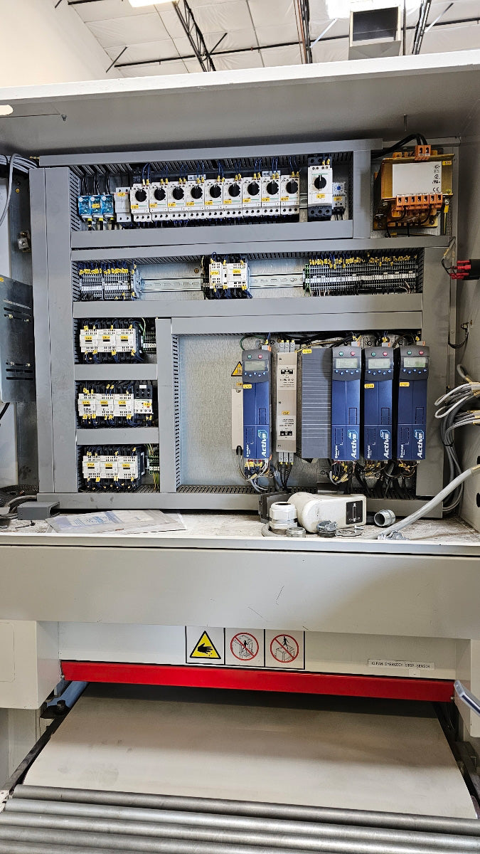 DMC M 950 Deburring Finishing Machine