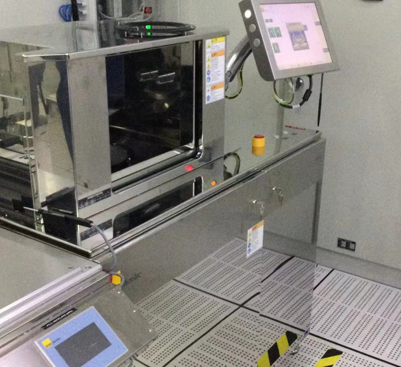 SUSS SD 12 Semi-Automatic Wet Processing System