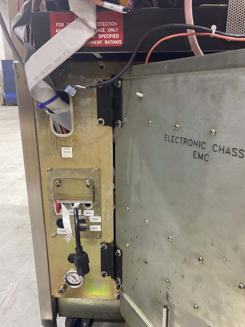 KLA Surfscan 6420 Particle Defect System