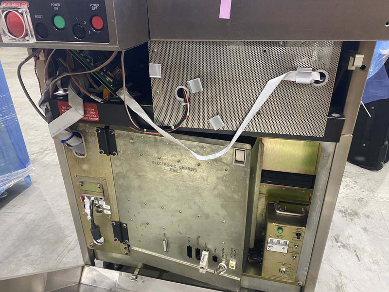 KLA Surfscan 6420 Particle Defect System