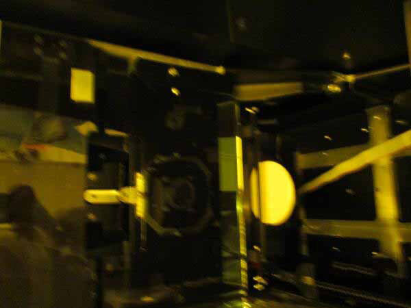 KLA Surfscan 6420 Particle Defect System