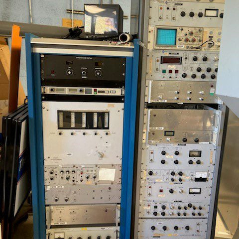 Physical Electronics SIMS (Secondary Ion Mass Spectrometer)