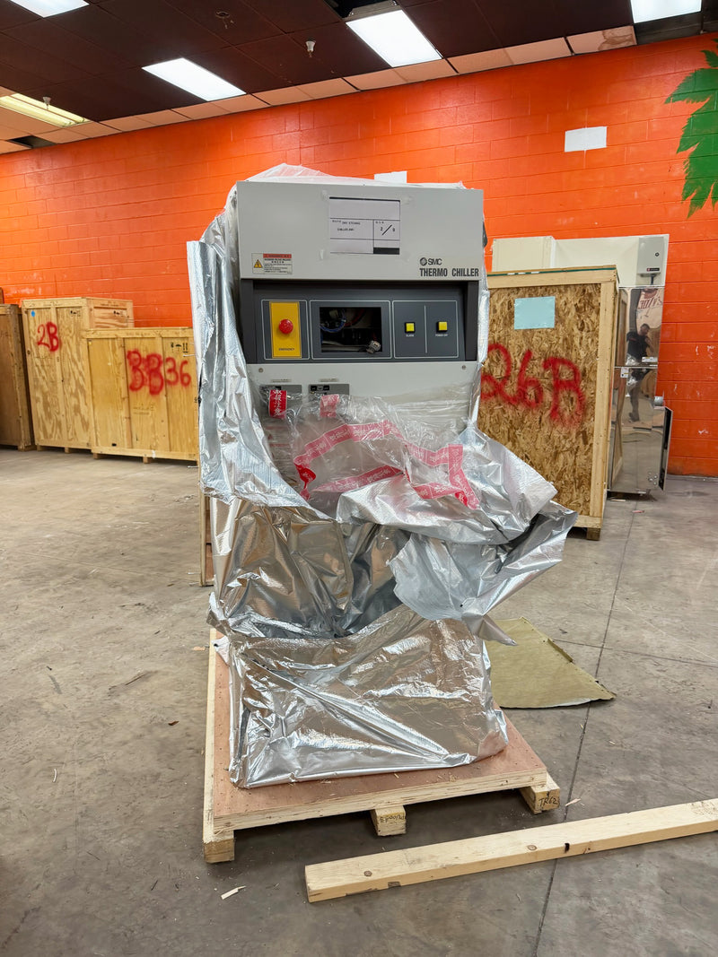 SMC INR 497 084 Chiller
