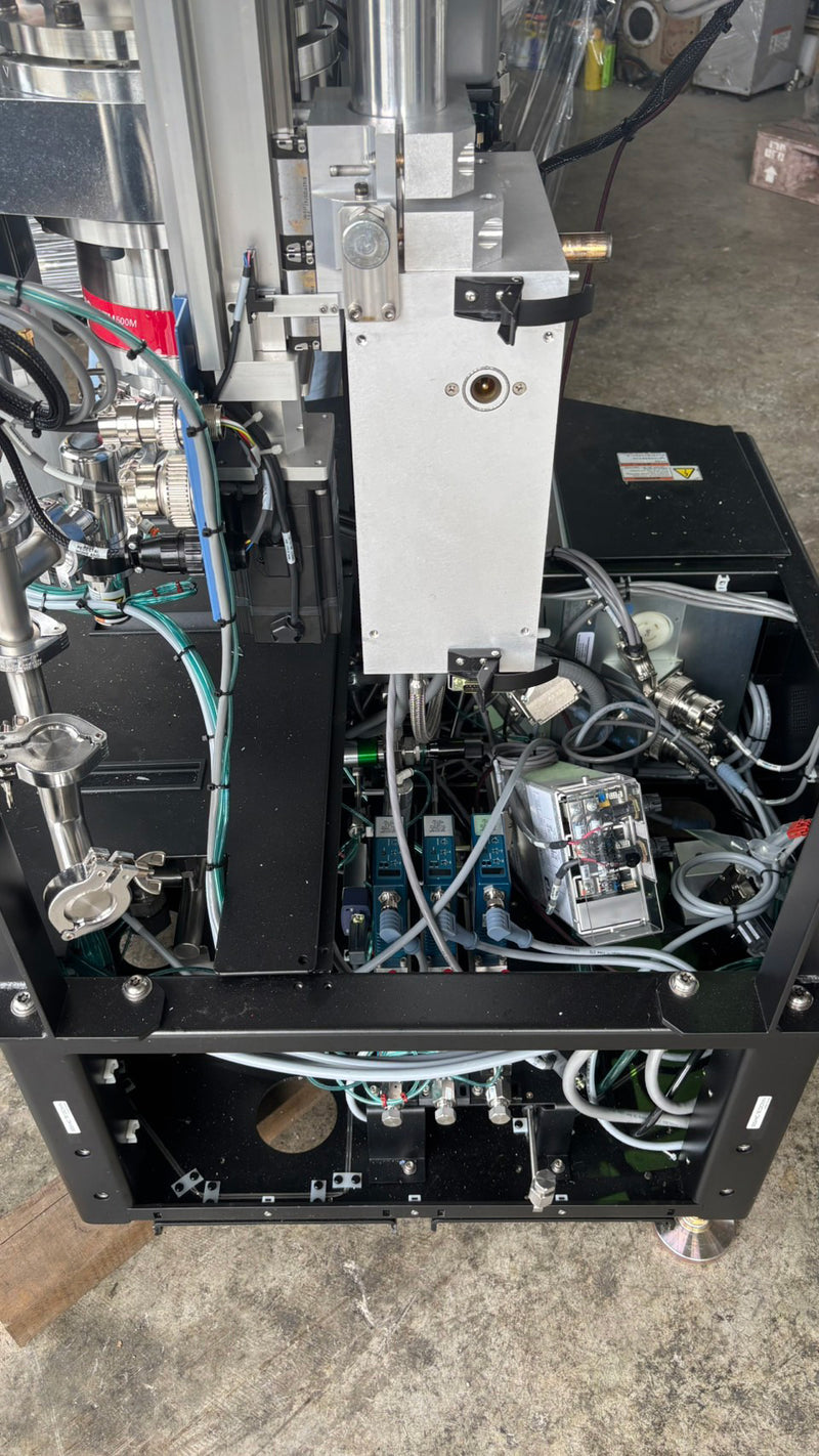 Applied Materials Charger UMB PVD (Physical Vapor Deposition)