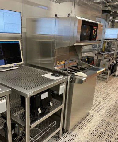 KLA Surfscan 6220 Particle Defect System