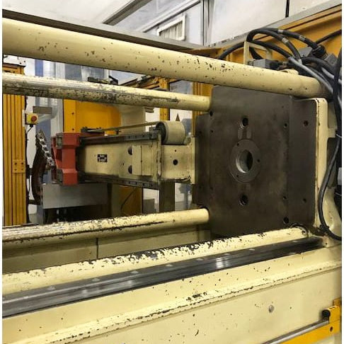 Husky HyPet 120 Injection Molding Machine