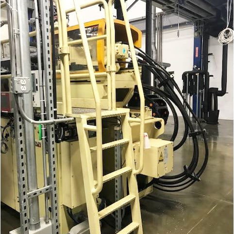 Husky HyPet 120 Injection Molding Machine