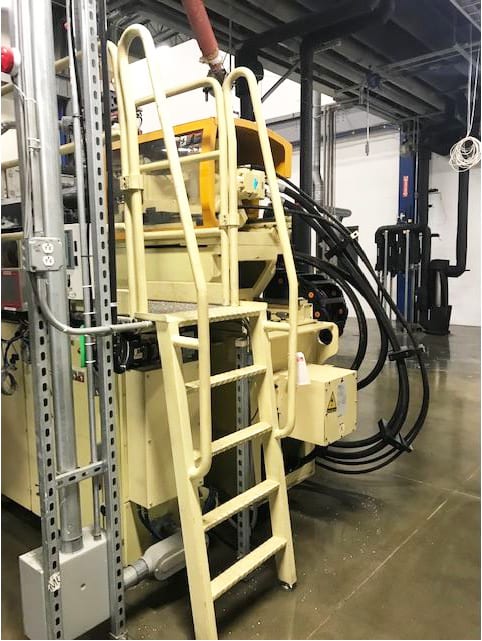 Husky HyPet 120 Injection Molding Machine