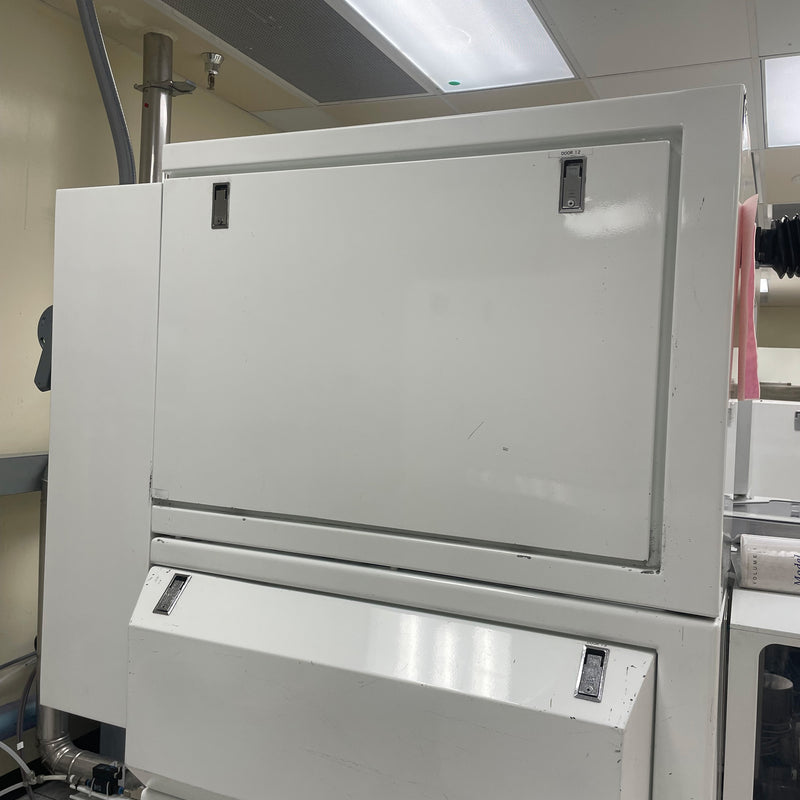 Strasbaugh 7 AF Wafer Grinder