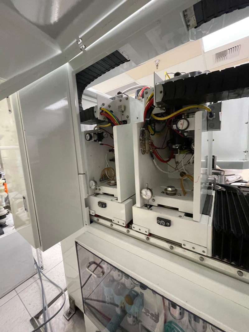 Strasbaugh 7 AF Wafer Grinder
