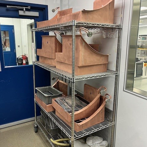 Leybold Syrus Pro 1110 Box Coater