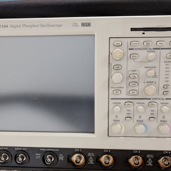 Tektronix TDS 7104 Digital Phosphor Oscilloscope