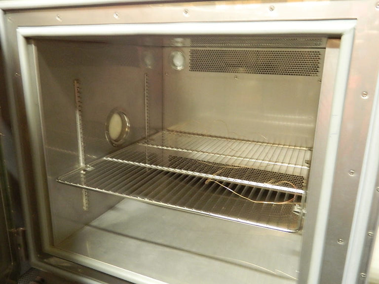 Test Equity 1007 S Temperature Chamber