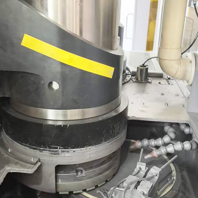 Accretech / TSK PG 300 RM Grinder / Lapper / Polisher
