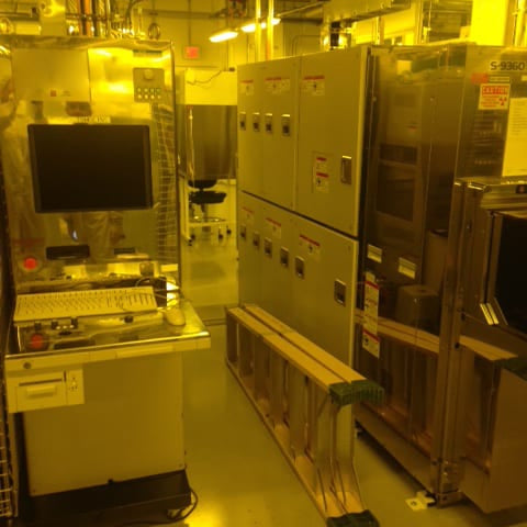 Hitachi S 9360 CD-SEM (Critical Dimension Scanning Electron Microscope)