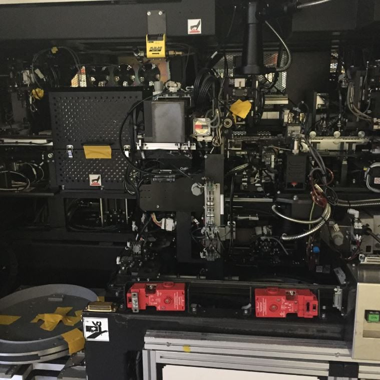 Hitachi CM 700 Die Bonder