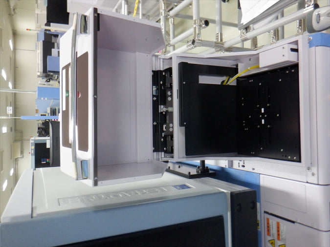 Accretech / TSK UF 2000 Prober