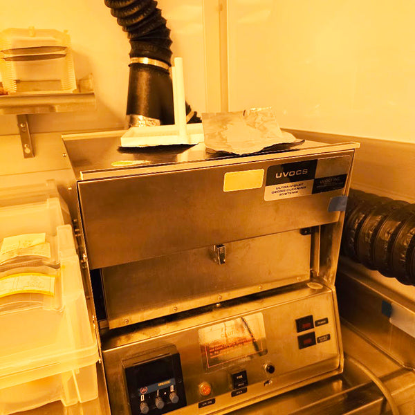 UVOCS UV Ozone Cleaner