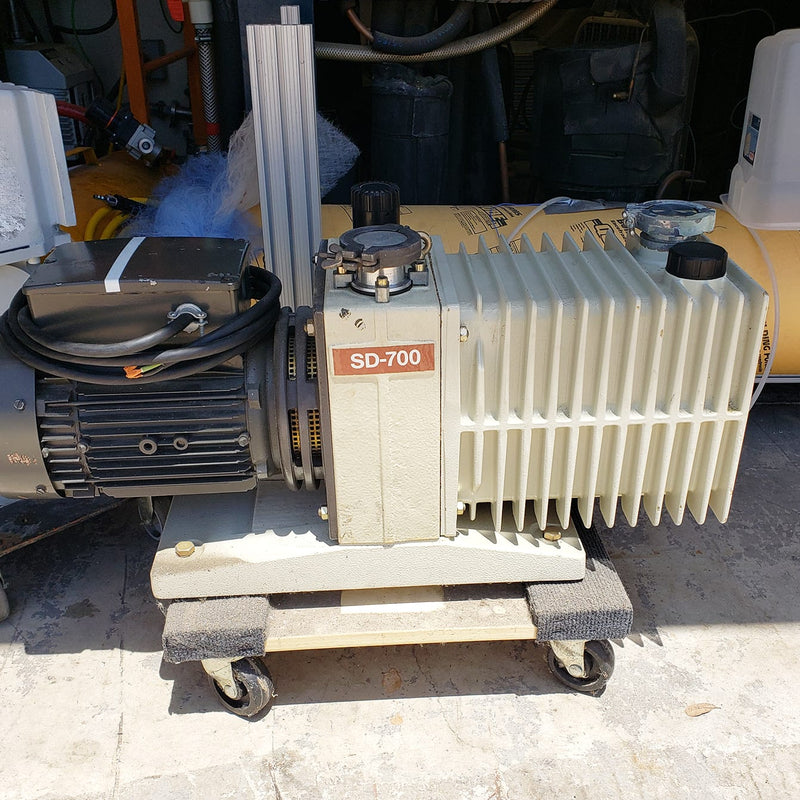 Varian SD 700 Mechanical Pump