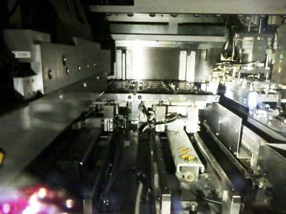 Towa YPS 2060 Auto Molding System