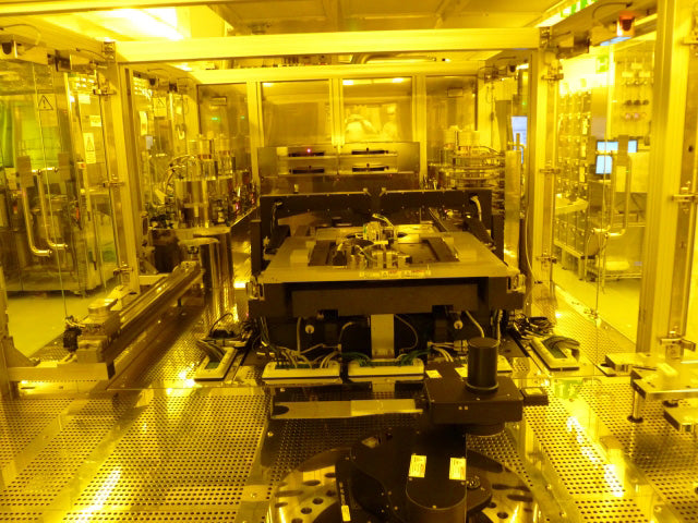 EVG Gemini Automated Production Wafer Bonder