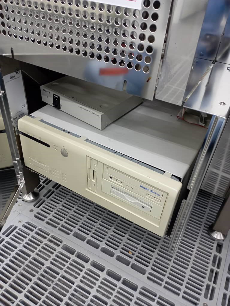 KLA / Leica INS 3000 Optical Inspection Station