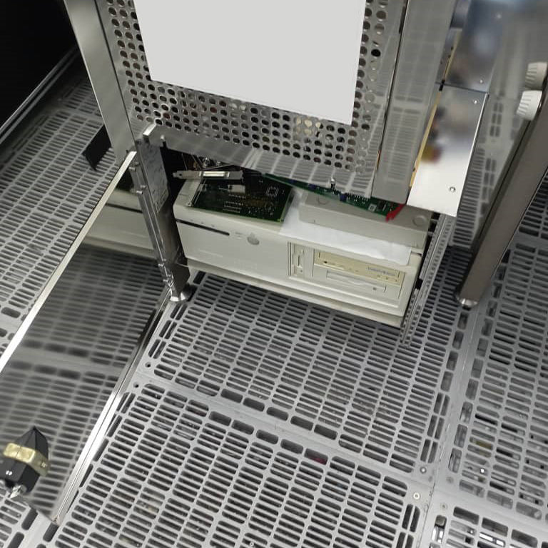 KLA / Leica INS 3000 Optical Inspection Station