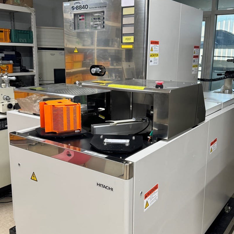 Hitachi S 8840 CD-SEM (Critical Dimension Scanning Electron Microscope)