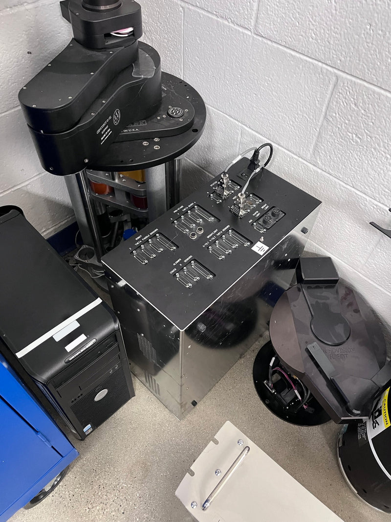 Genmark Gencobot S / 2 L Robots