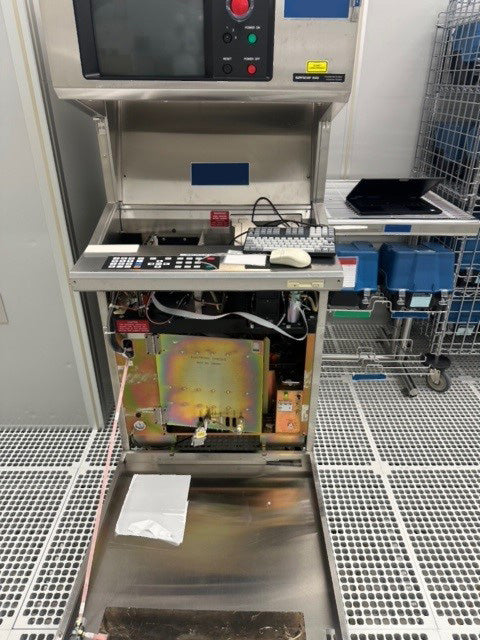 KLA Surfscan 6420 Particle Defect System