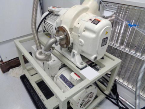 Plasmatherm 790 RIE-PECVD (Reactive Ion Etcher - Plasma-Enhanced Chemical Vapor Deposition)