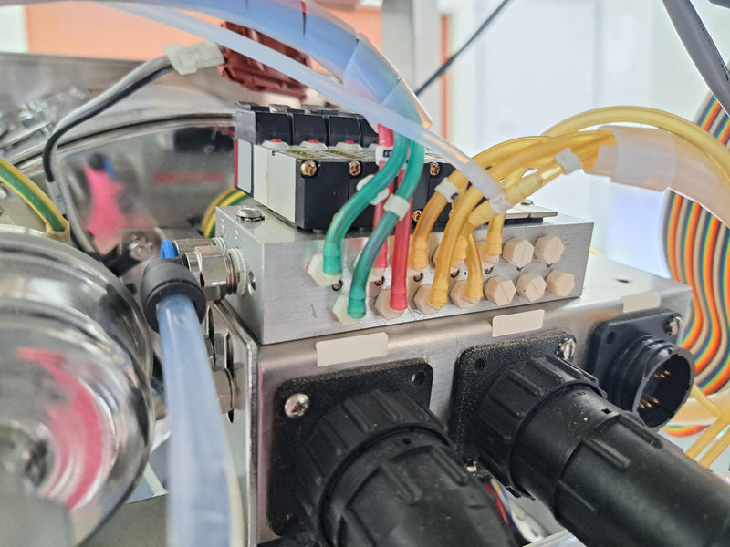 Semitool 870 F SRD (Spin Rinse Dryer)