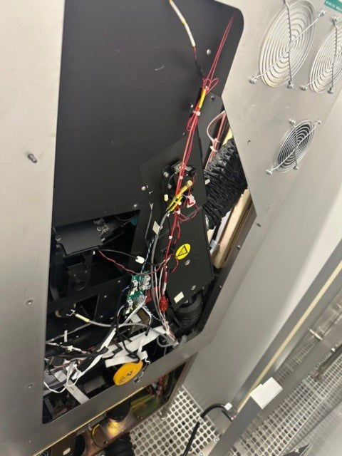 KLA Surfscan 6420 Particle Defect System