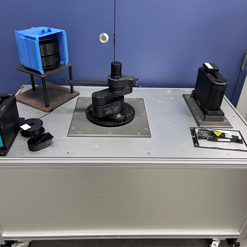 Genmark Gencobot S / 2 L Robots