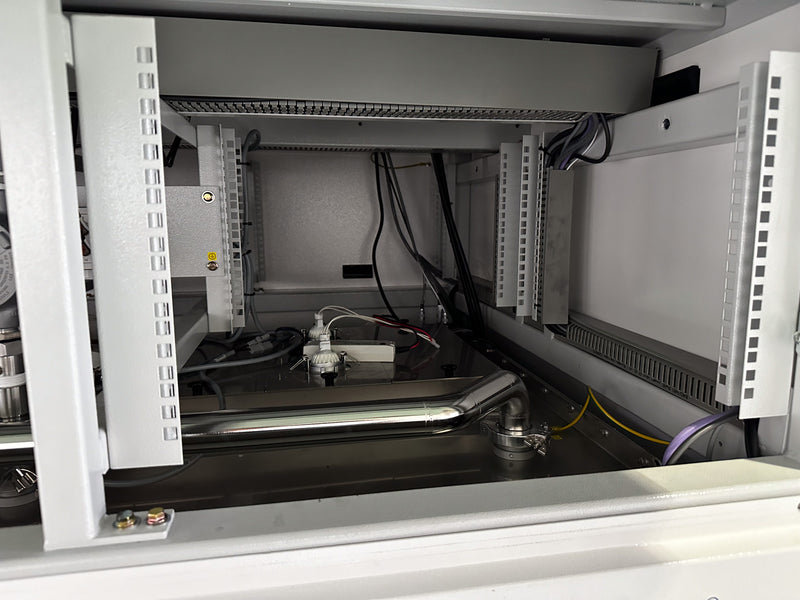 Aixtron G 4 MOCVD (Metal Organic Chemical Vapor Deposition)