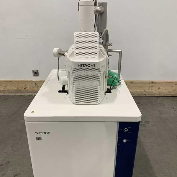 Hitachi SU 3800 VP Electron Microscope